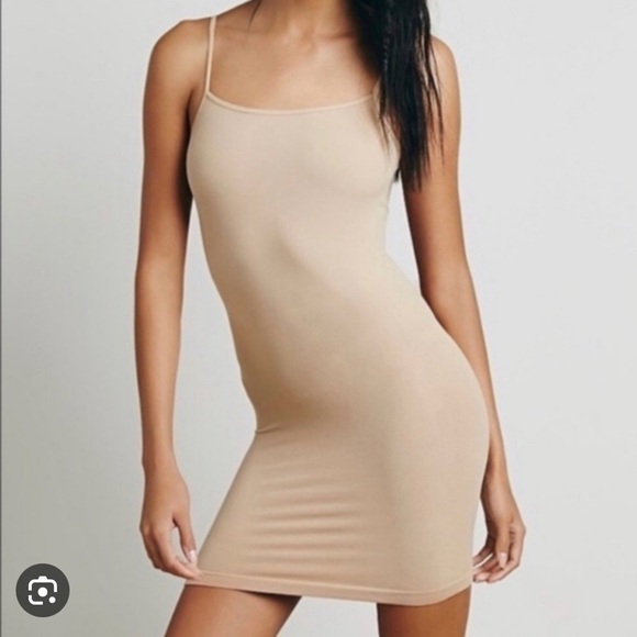 For Love And Lemons Dresses & Skirts - For Love And Lemons Scoop Neck Mini Dress Size Large